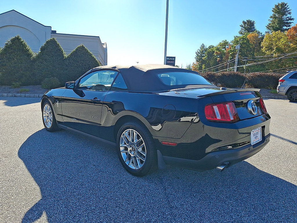 Used 2012 Ford Mustang Premium RWD image 21