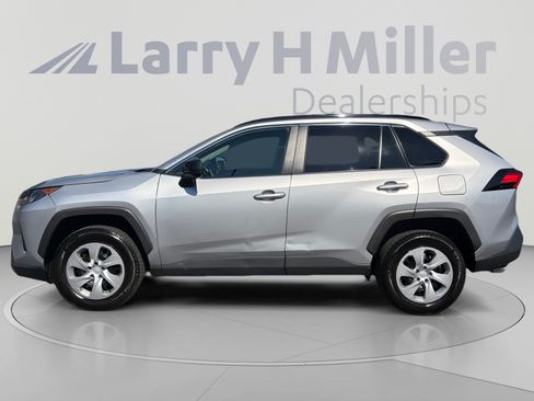 Used 2020 Toyota RAV4 LE w/ All Weather Liner Package AWD/4WD image 2