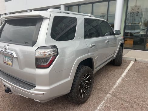 Used 2015 Toyota 4Runner 4WD image 2