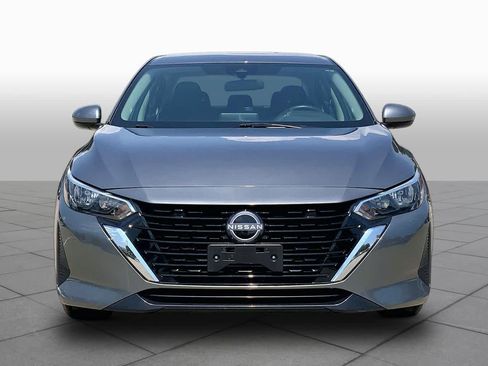 Used 2024 Nissan Sentra SV FWD image 4