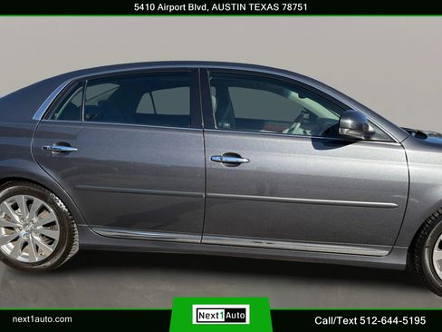 Used 2012 Toyota Avalon Limited image 5