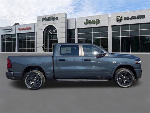 New 2026 RAM 1500 4x4 Crew Cab image 2