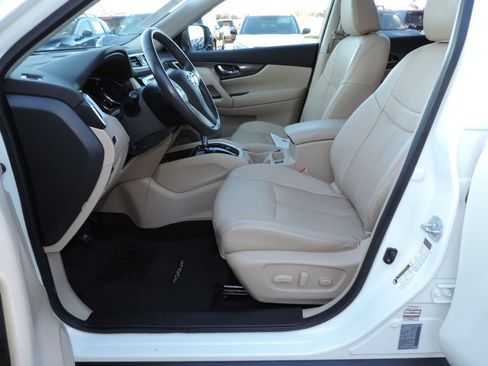 Used 2016 Nissan Rogue SL w/ SL Premium Package image 21