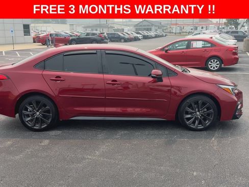 Used 2023 Toyota Corolla SE w/ Carpet Mat Package (TMS) FWD image 9
