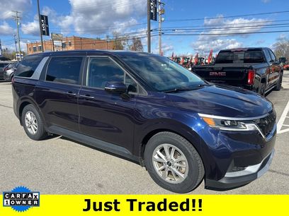 Certified 2023 Kia Carnival LX