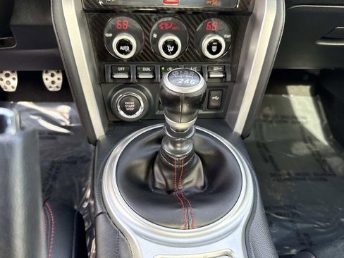 Used 2020 Subaru BRZ Limited w/ Performance Package image 29