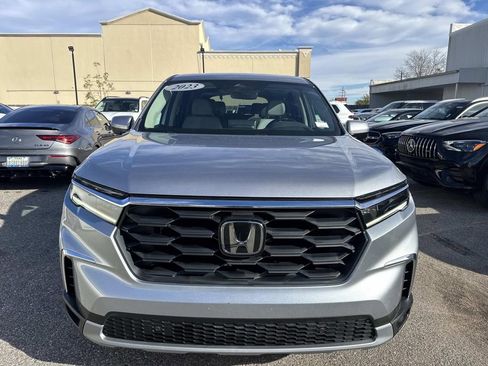 Used 2023 Honda Pilot EX-L image 2