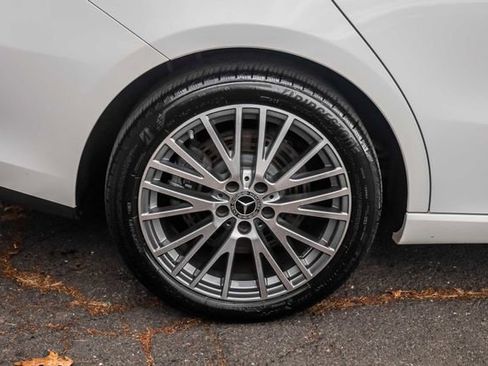 Used 2024 Mercedes-Benz CLA 250 4MATIC image 7