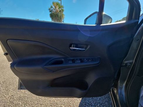 New 2025 Nissan Versa SV w/ Trunk Package FWD image 12