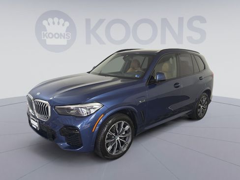 Used 2023 BMW X5 xDrive45e w/ M Sport Package image 1