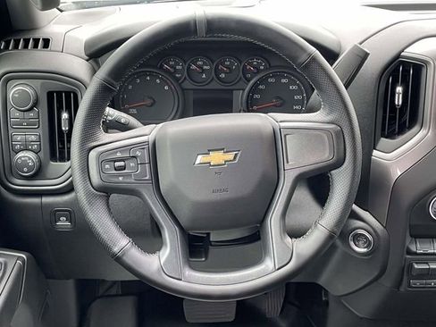 Used 2025 Chevrolet Silverado 2500 Custom w/ Custom Value Package AWD/4WD image 12