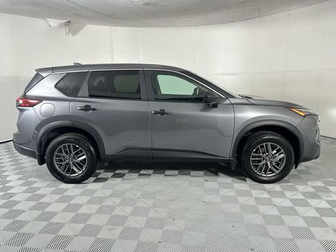 Certified 2026 Nissan Rogue S FWD image 9