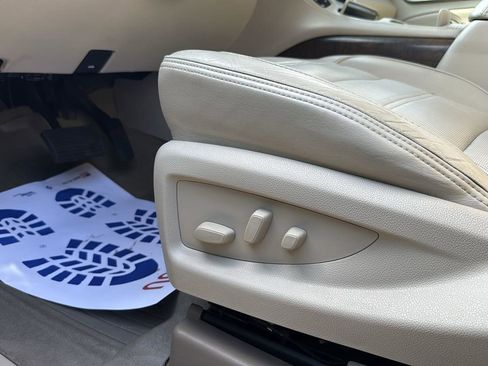 Used 2018 GMC Yukon Denali w/ Denali Ultimate Package image 9