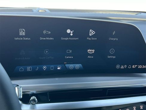 New 2025 Cadillac Lyriq Sport image 17