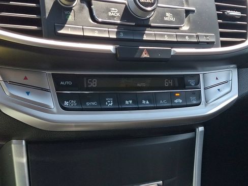 Used 2014 Honda Accord Sport image 19
