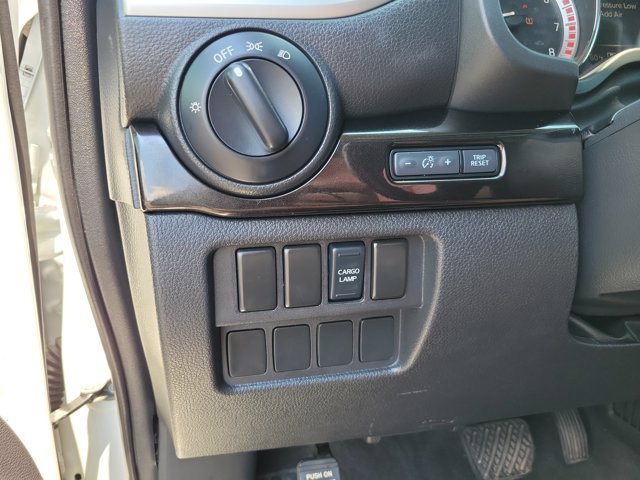Used 2018 Nissan Titan SV RWD image 22