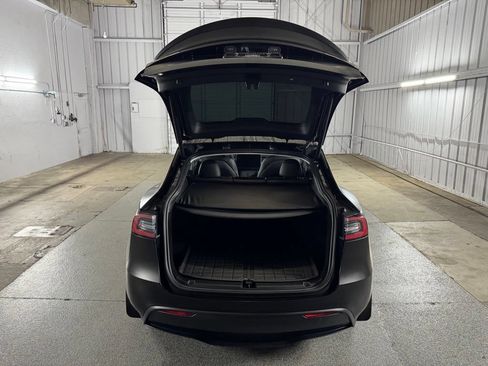 Used 2024 Tesla Model Y Performance AWD/4WD image 47