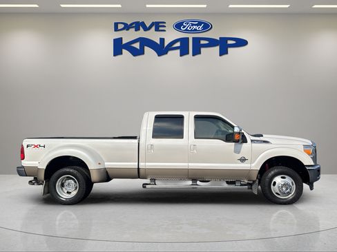 Used 2011 Ford F350 Lariat w/ Lariat Ultimate Pkg AWD/4WD image 9