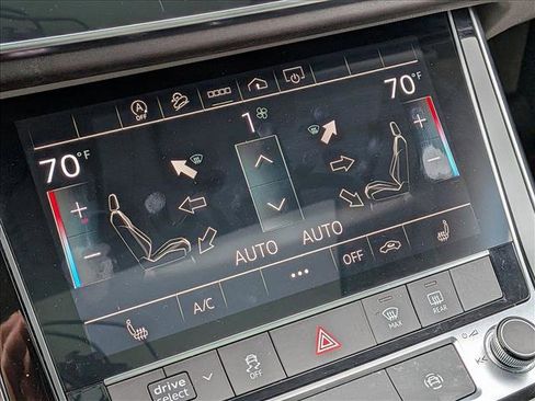 Certified 2022 Audi Q7 2.0T Premium Plus w/ Premium Plus Package image 12