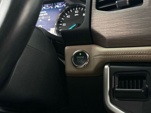 Certified 2024 Ford Expedition Limited image 30