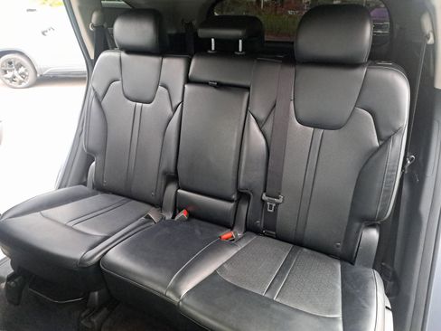 Used 2021 Kia Sorento S image 15