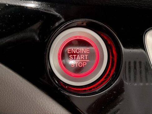 Used 2020 Honda Pilot Elite image 37