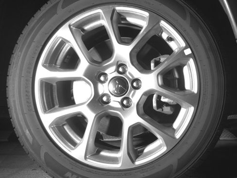 Used 2025 Jeep Compass Limited image 13