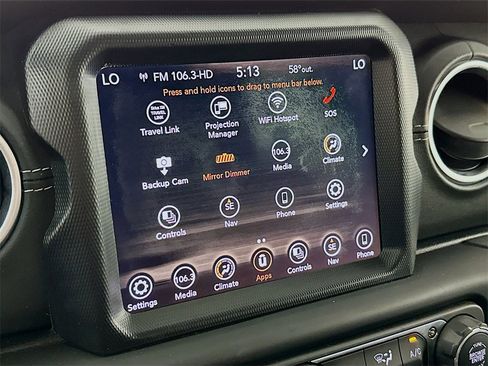 Used 2018 Jeep Wrangler Unlimited Sahara image 15