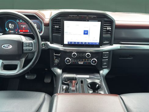 Used 2021 Ford F150 Lariat w/ Equipment Group 502A High AWD/4WD image 19