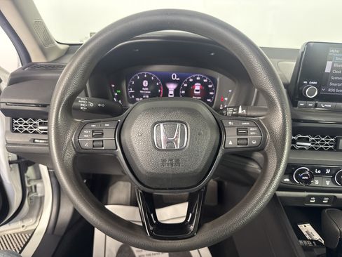 Used 2024 Honda Accord EX image 23