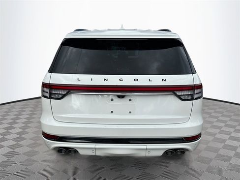 Used 2023 Lincoln Aviator Black Label w/ Jet Package image 7