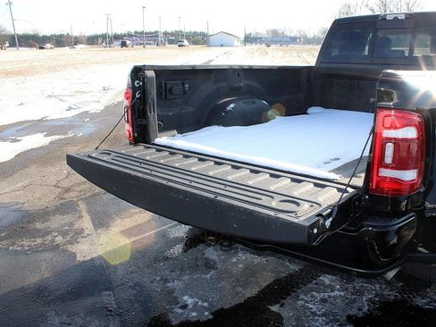 Used 2024 RAM 3500 Laramie w/ Safety Group image 7