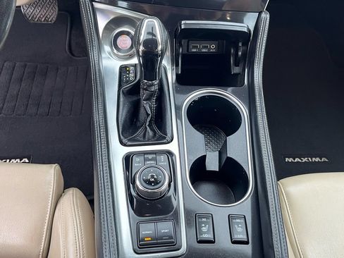 Used 2017 Nissan Maxima 3.5 SV FWD image 18