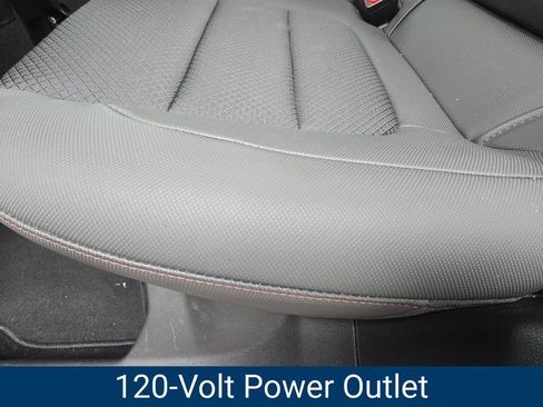Certified 2023 Chevrolet TrailBlazer RS w/ Convenience Package FWD image 13