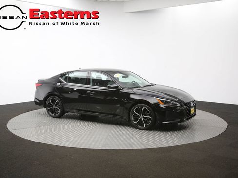 Used 2023 Nissan Altima 2.5 SR w/ SR Premium Package image 60