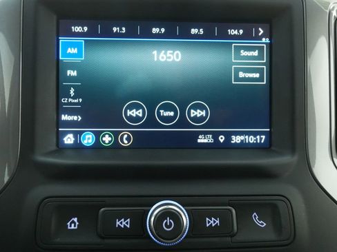 Used 2020 Chevrolet Silverado 1500 Custom w/ Custom Value Package image 33