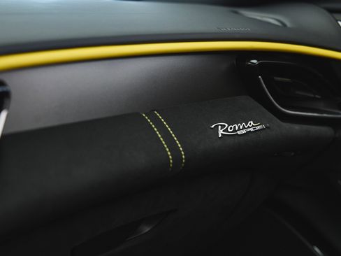 Used 2025 Ferrari Roma Spider RWD image 16
