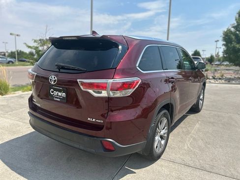 Used 2015 Toyota Highlander XLE AWD/4WD image 7