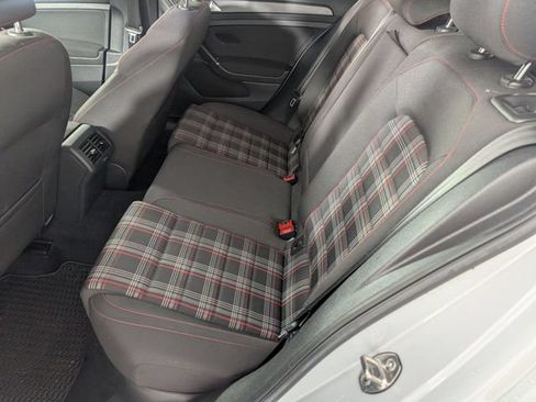 Used 2018 Volkswagen GTI SE FWD image 24