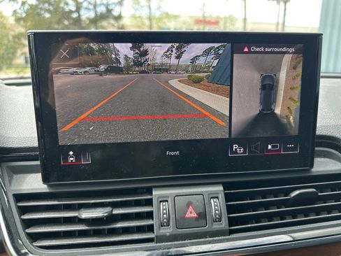 Used 2023 Audi Q5 Prestige w/ Prestige Package image 20