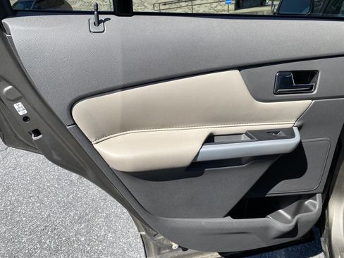 Used 2013 Ford Edge Limited AWD/4WD image 13