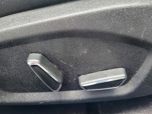 Used 2017 Ford Fusion SE w/ Fusion SE Technology Package image 22