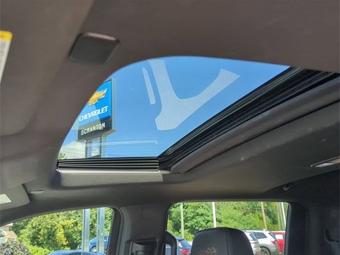 Certified 2022 Chevrolet Silverado 1500 High Country w/ High Country Premium Package image 18