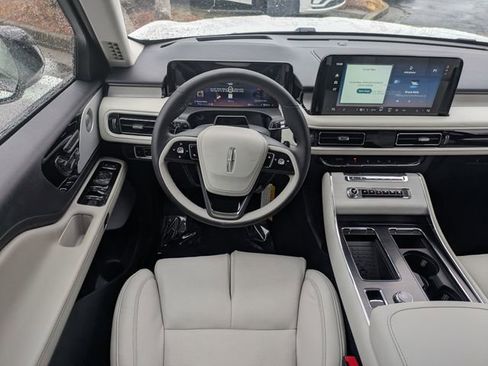 New 2026 Lincoln Aviator Reserve image 14
