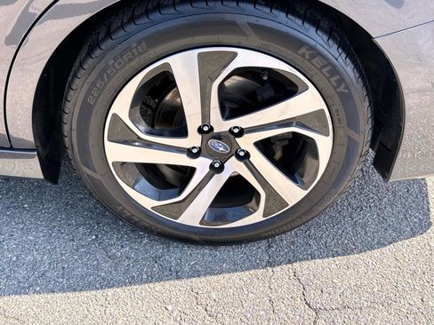 Used 2022 Subaru Legacy Limited image 10