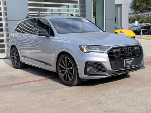 Certified 2022 Audi SQ7 Prestige w/ Prestige Package image 2