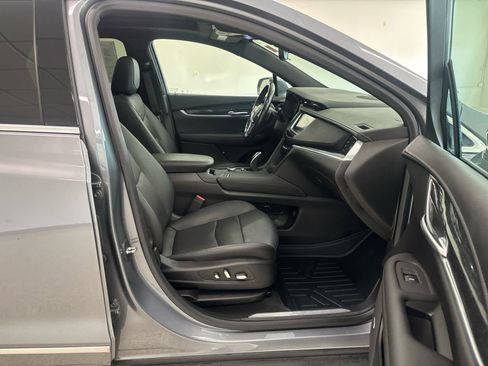 Used 2020 Cadillac XT5 Premium Luxury image 16