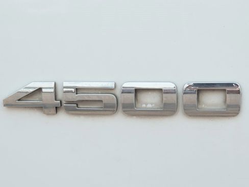 Used 2015 Chevrolet Express 4500 image 46