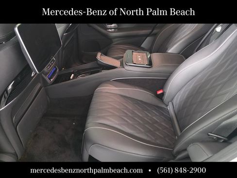 Certified 2025 Mercedes-Benz Maybach GLS 600 4MATIC image 14