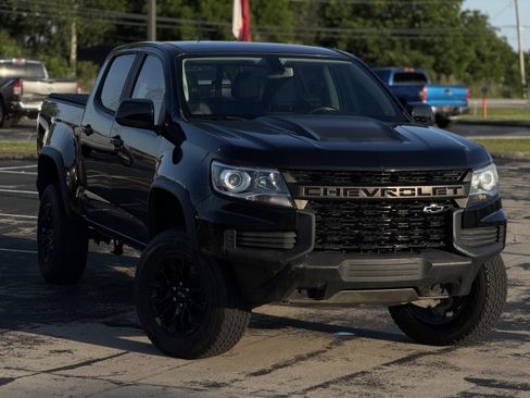 Used 2021 Chevrolet Colorado ZR2 AWD/4WD image 3